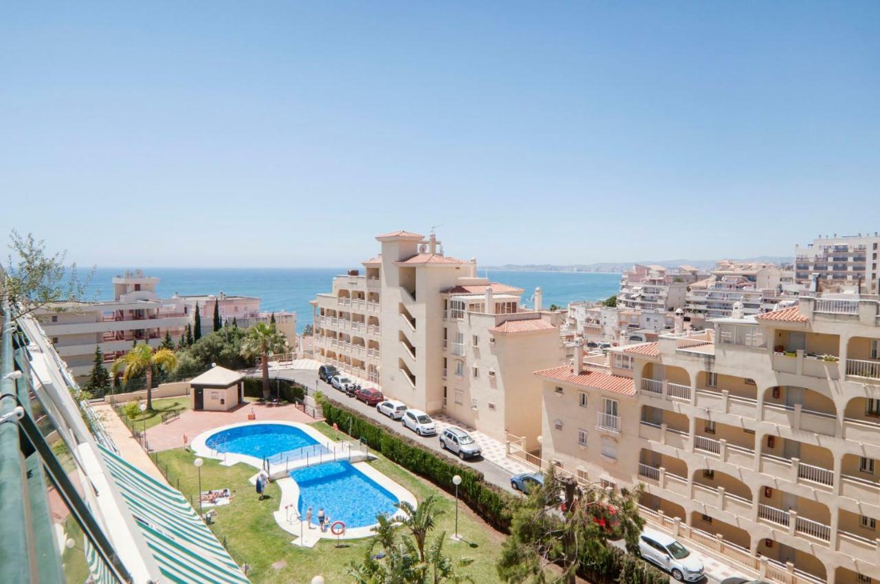 Apartamento Playaquebrada Apartment เบนัลมาเดนา ภายนอก รูปภาพ