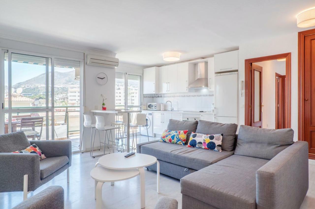 Apartamento Playaquebrada Apartment เบนัลมาเดนา ภายนอก รูปภาพ